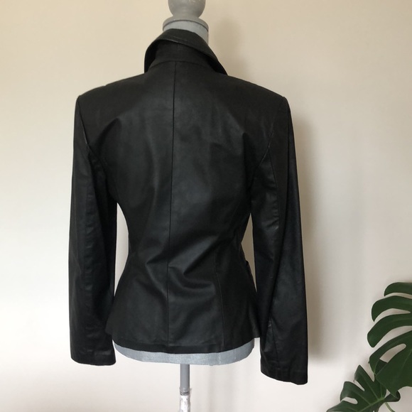 Danier blazer style leather jacket - XS - Picture 4 of 9